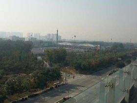 城乡世纪广场莫尔空间